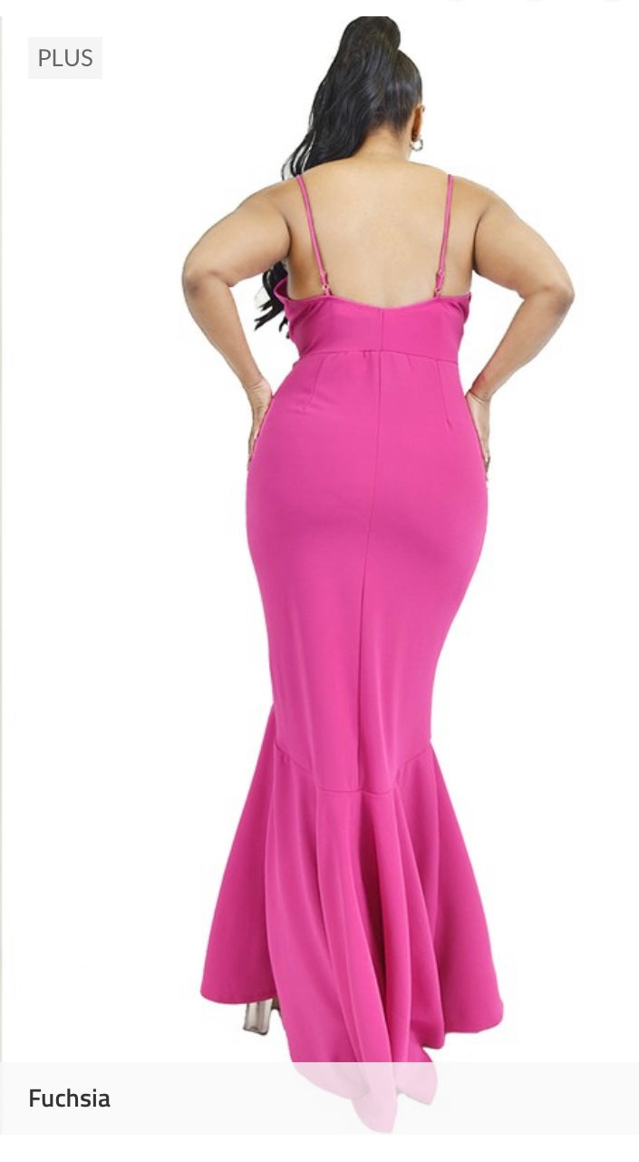 PRETTY IN PINK CURVY DRESS